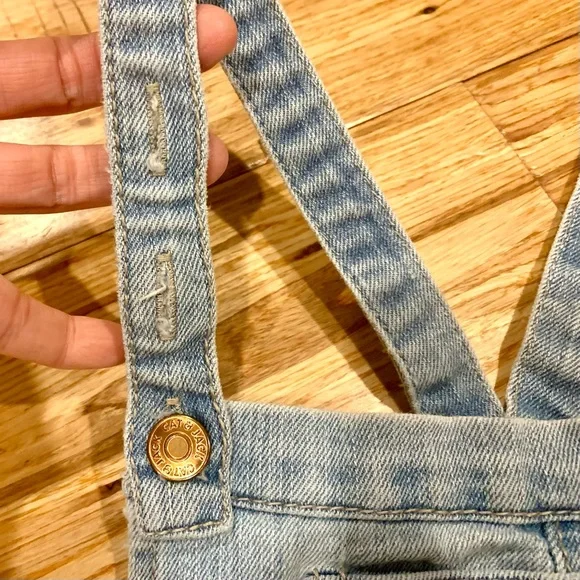 *Bundle Sale* Cat & Jack overall shorts light wash 5 - Picture 5 of 7